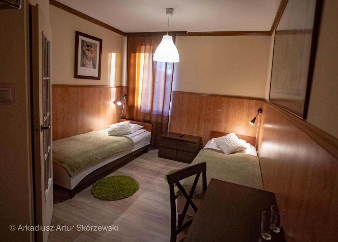 Hotel Villa Rezydent Вроцлав Экстерьер фото